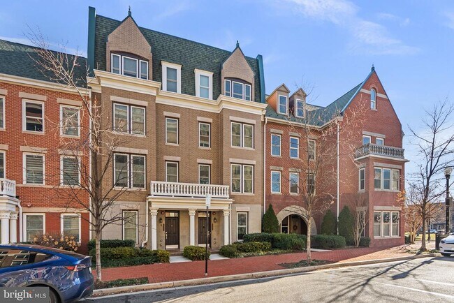 Photo - 2505 Main Line Blvd