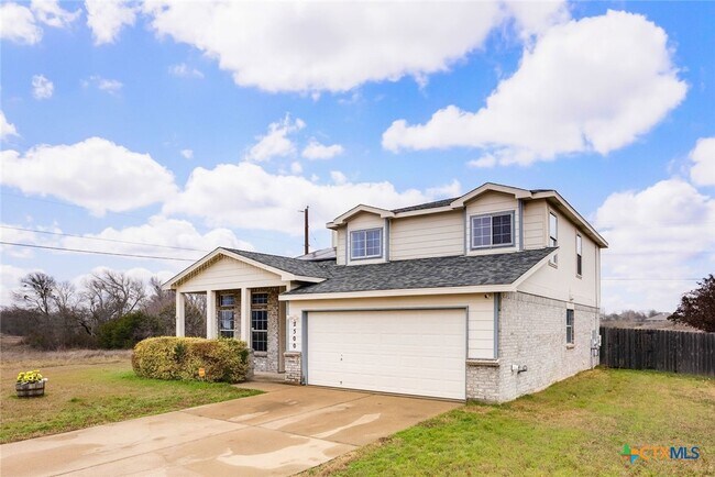 Photo - 2500 Waterfall Dr