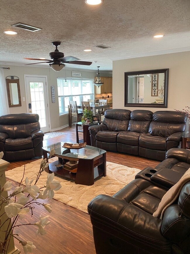 Photo - 16107 Tibet Rd