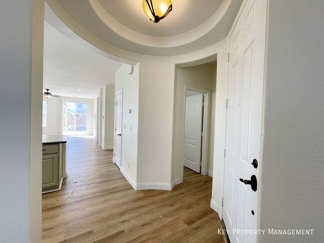 Photo - 2913 Big Mountain Ave