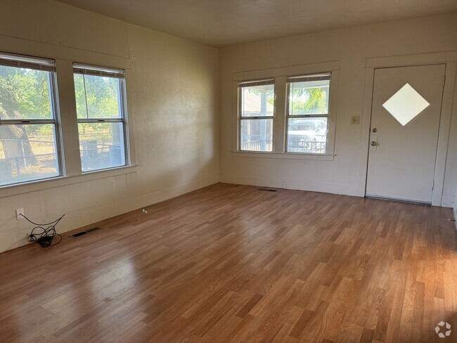 Building Photo - 4320 S Kaiser Rd Rental