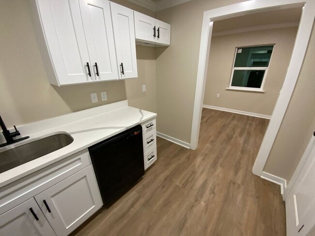 Photo - 1812 Sanford Dr Unit 1