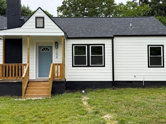 Building Photo - 3 Bed House