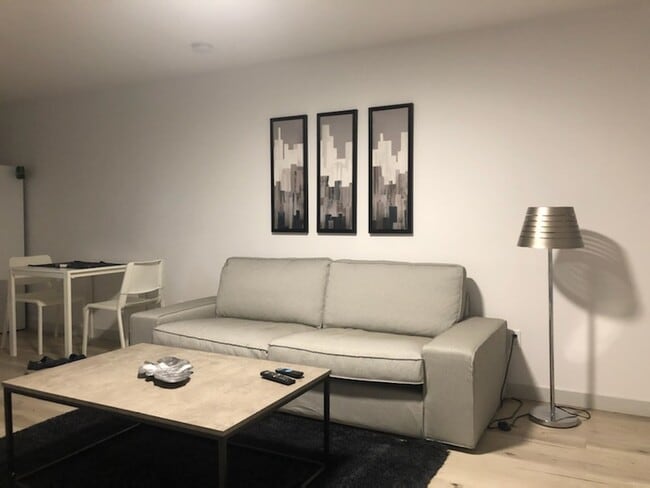 Photo - 5142 Av Papineau Unit 5142-1