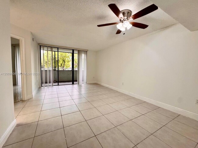 Photo - 8255 SW 152nd Ave Unidad E-215