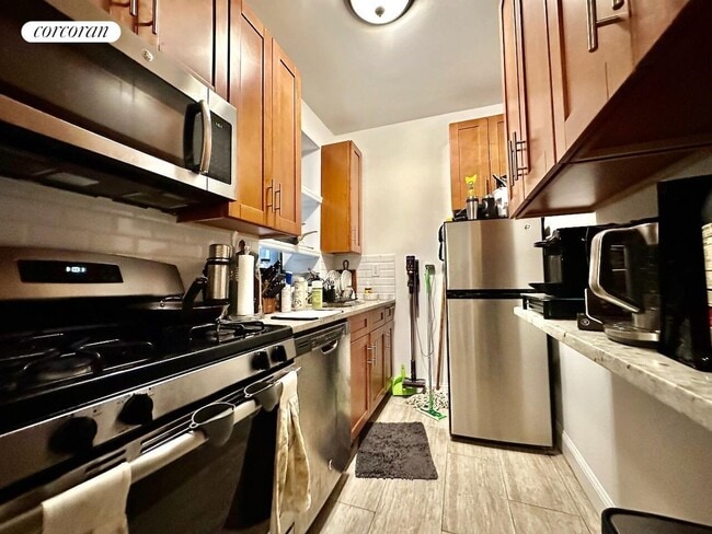 Building Photo - 938 Amsterdam Ave Rental