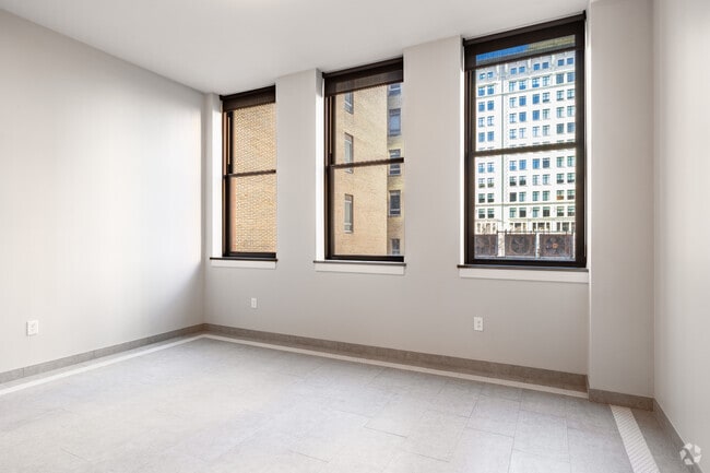 1BR, 1BA - 846SF - Living Room