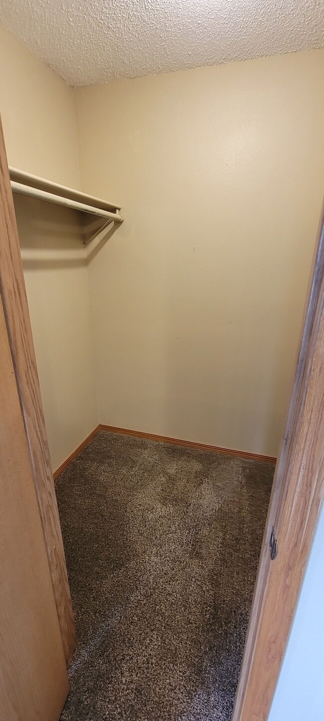 Photo - 1637 Carriage Hill