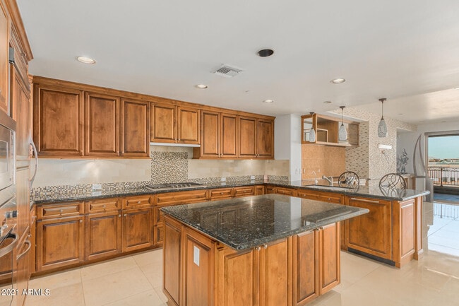 Photo - 7175 E Camelback Rd Unit 707