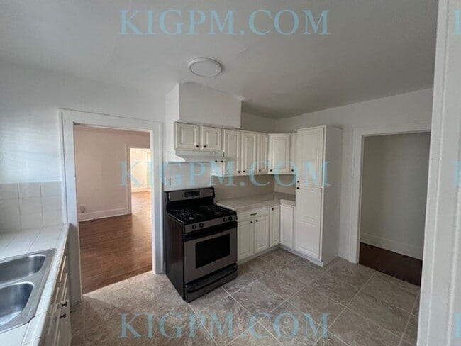Photo - 2-Bedroom Duplex in Prime Mid-Wilshire Area! Unidad 1