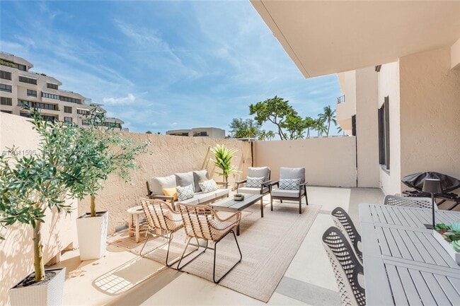 Photo - 201 Crandon Blvd Unit 138
