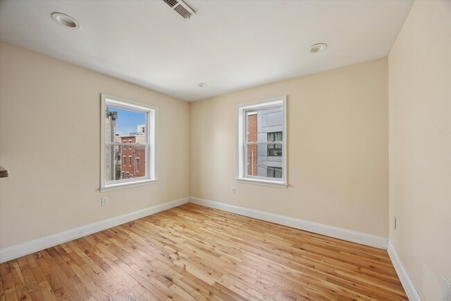 Photo - 861 N 20th St Unidad 3