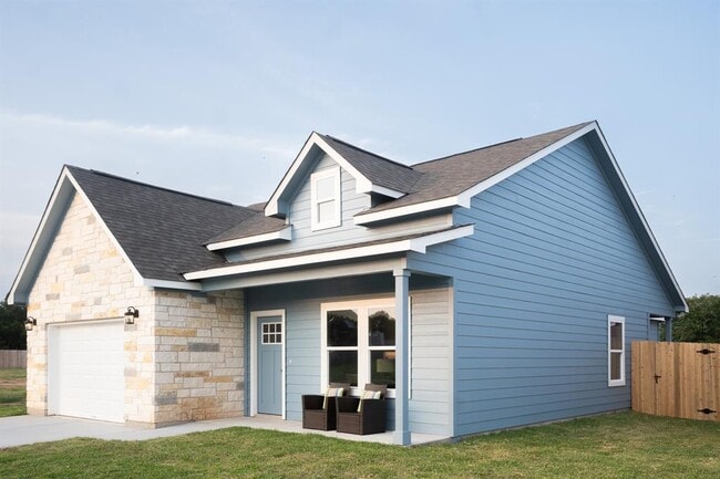 Building Photo - 306 String Pr Wy