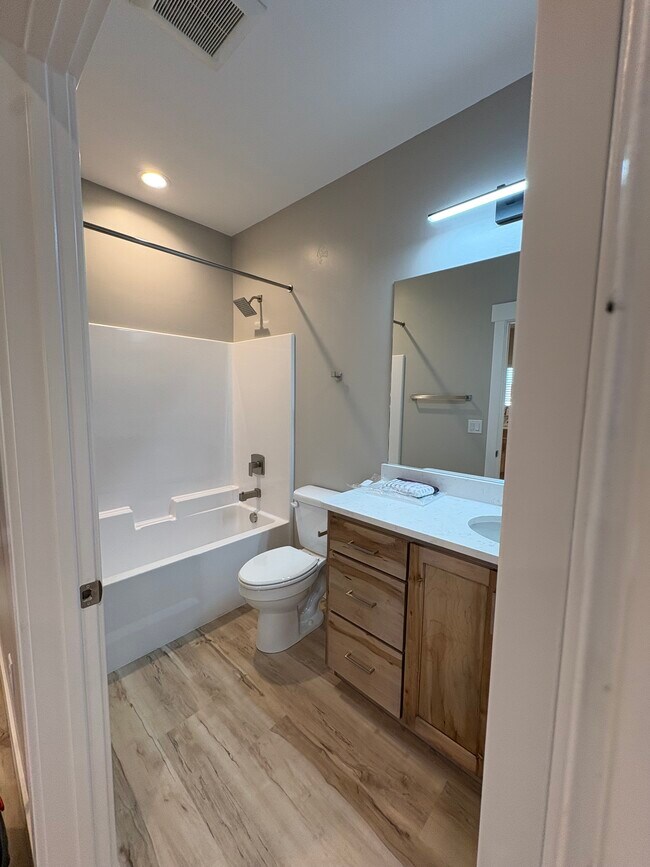 Photo - Ririe Apartment unit 7