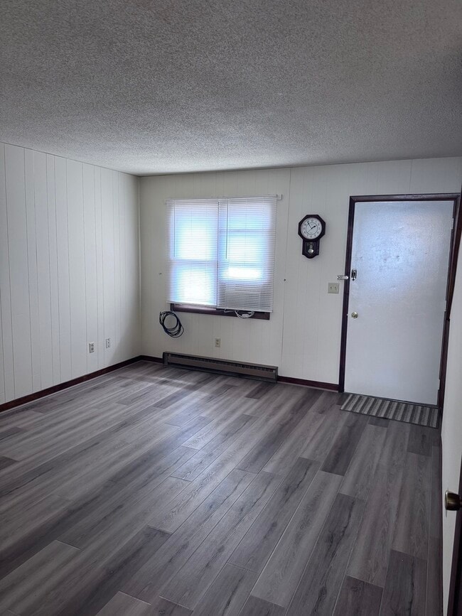 Photo - 207 W Hydraulic Ave