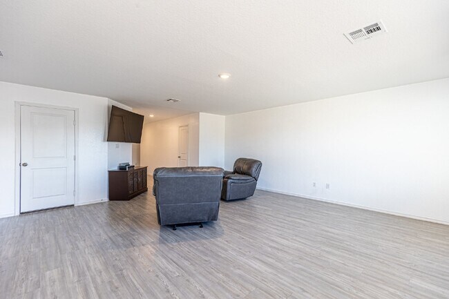 Photo - 4310 Fluvial Cir