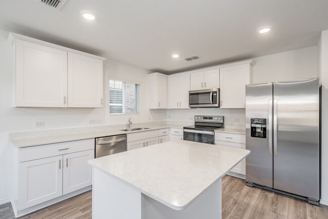 Photo - 847 Lake Fletcher Rd