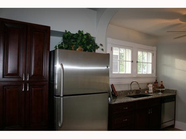 Photo - Clintonville Single Family House with 2-car Detached Garage