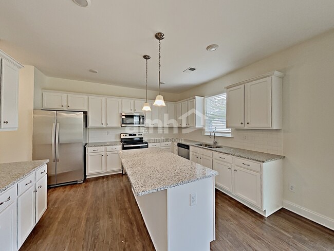 Photo - 363 Macroom Ct