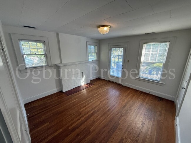 2061 Craig St Unit 3