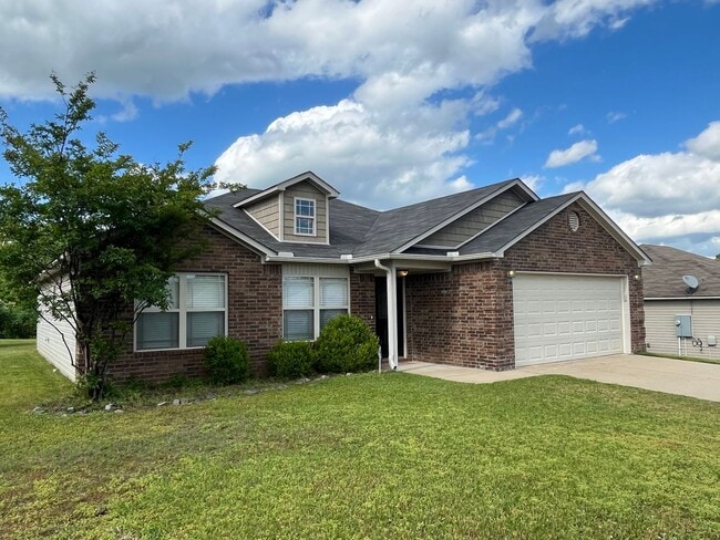 Photo - New Listing!