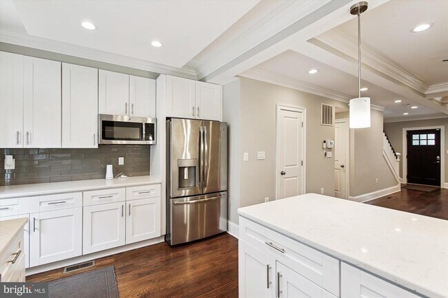 Photo - 1423 Montello Ave NE