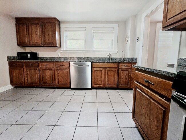 Photo - 11 Keefe Ave Unidad 2