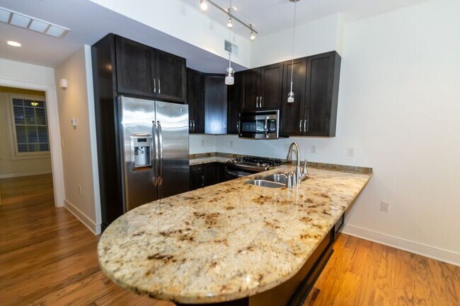 Photo - 266 E Gay St