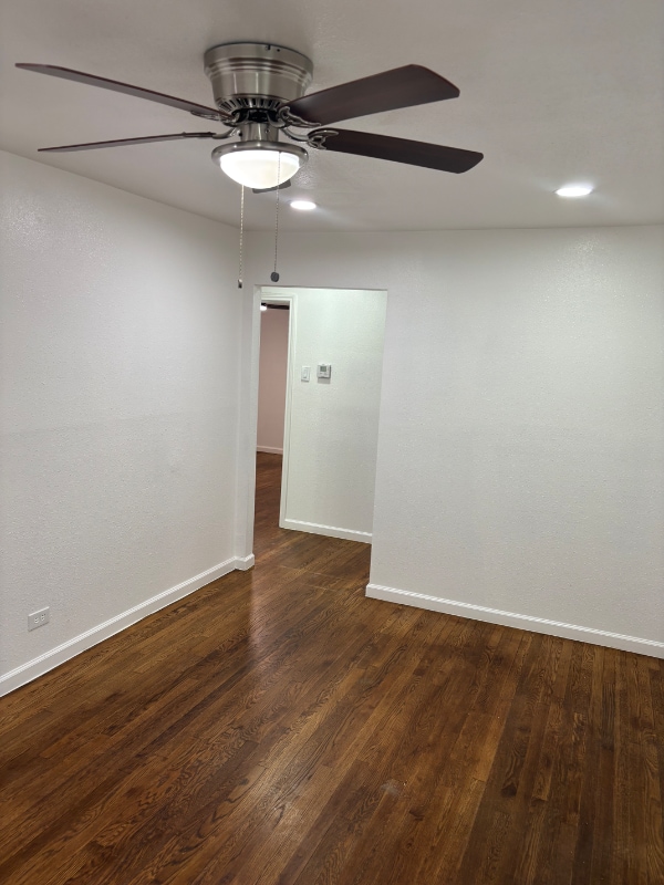 Photo - 2215 Mouser Ln