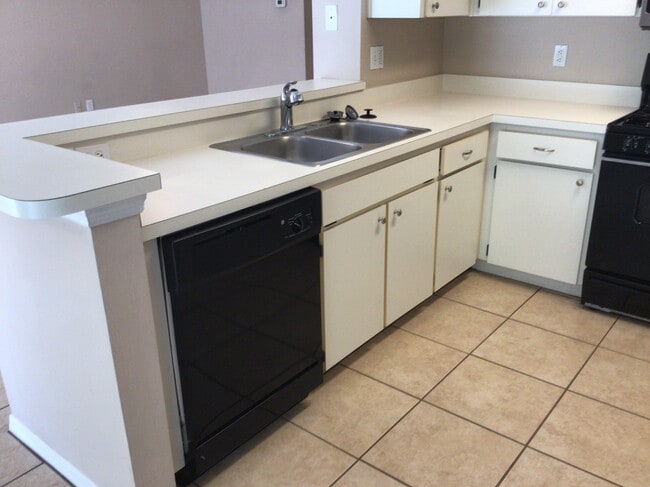 Photo - 2016 Cattleman Dr