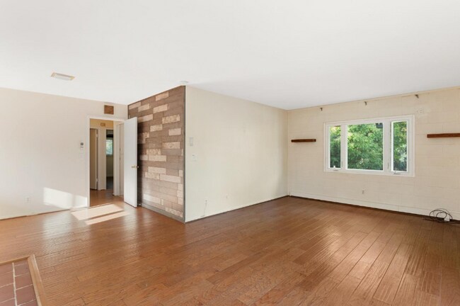 Photo - 3145 Sheridan St Unit A