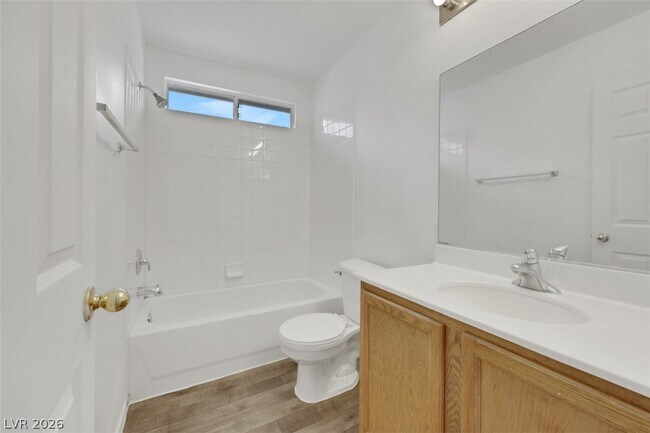 Photo - 5825 Field Breeze St