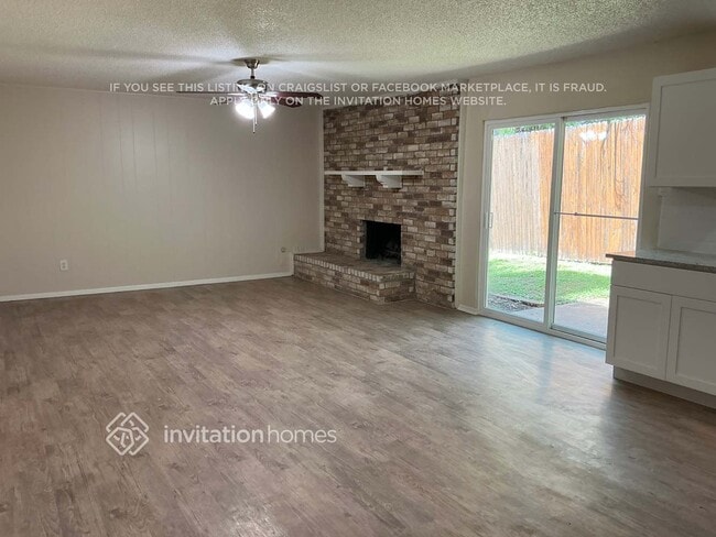 Photo - 2609 Renwick Dr
