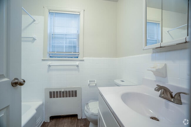 2BR, 1BA - 1260SF Bathroom