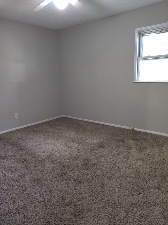 Photo - 3030 Crawford Ave