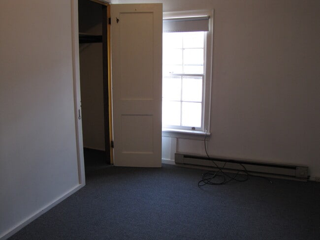 pequeña BR - 619 W Highland Aly Unidad 619