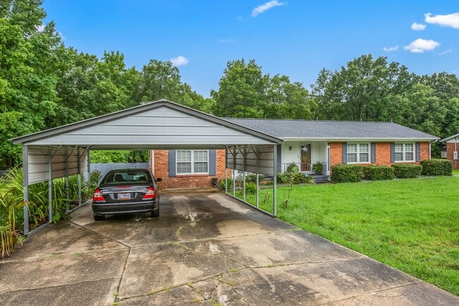 Photo - Discover the perfect balance of convenienc...