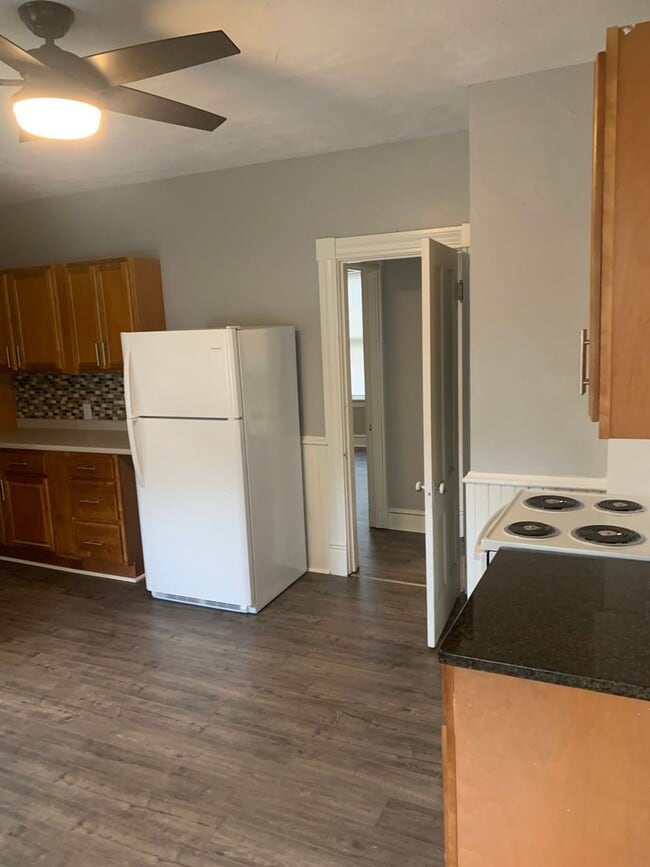 Photo - 131 Lincoln St Unit Floor #2