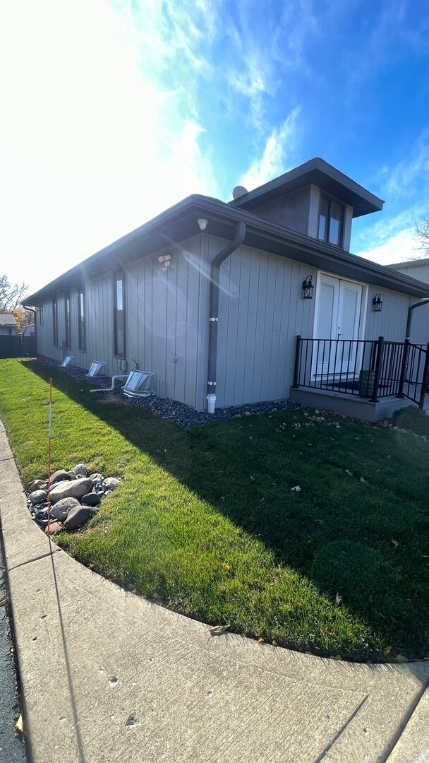 Photo - 26073 W Grand Ave