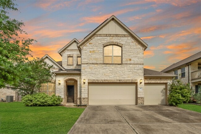 Building Photo - 702 S Galley Dr
