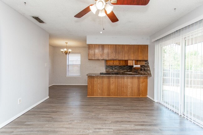 Photo - 3 Bedroom 2 Bath Home for Lease!