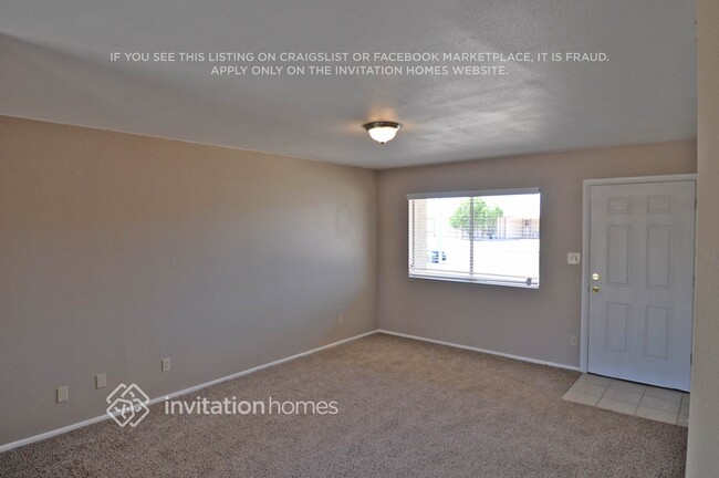 Photo - 3420 W Grovers Ave