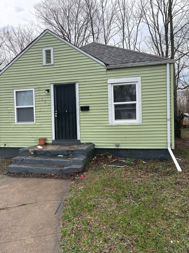 Building Photo - 2 Bedroom Home Section 8 Accepted