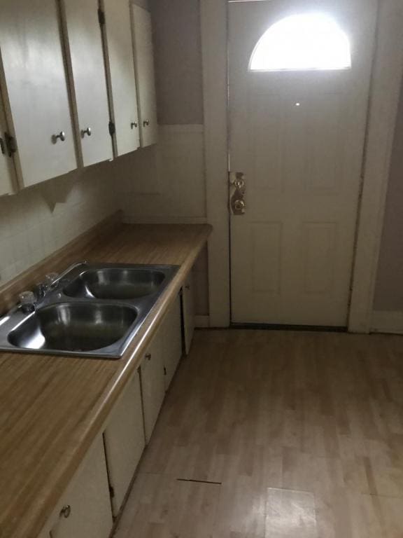 Photo - 2103 Jones St House