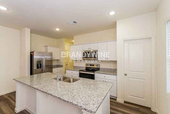 Photo - 2556 Sanders Crk Rd