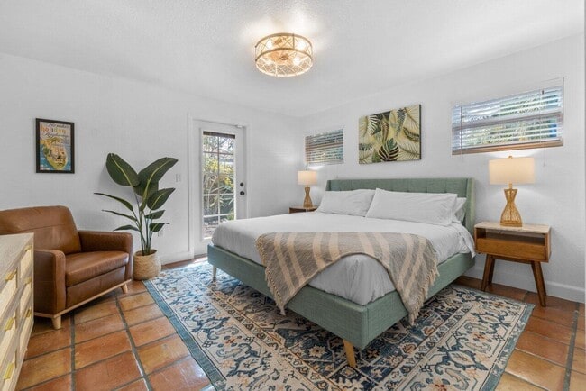 Photo - 1911 Parker Ave