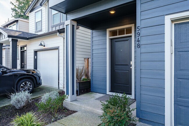 Photo - 3 Bedroom 2.5 Bath Home with Small Private...