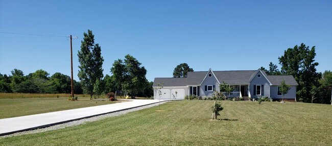 Photo - 2868 Joe Dowlen Rd