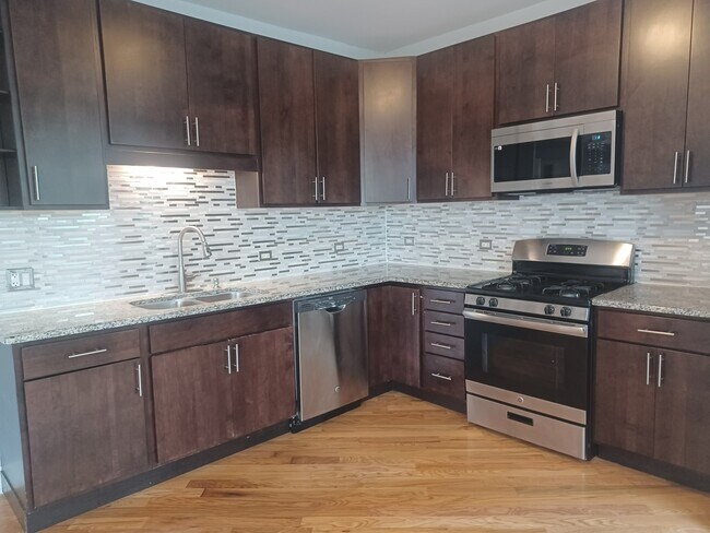 Photo - 5731 N Kimball Ave Unit 2A