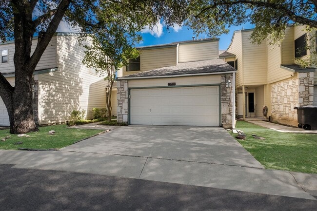 Photo - 8548 Echo Creek Ln